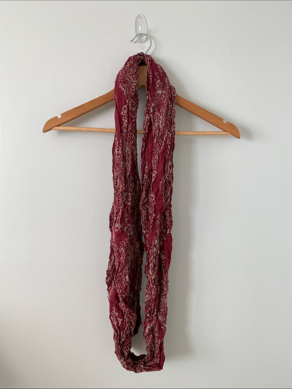 Womenβs Burgundy Patterned Infinity Scarf